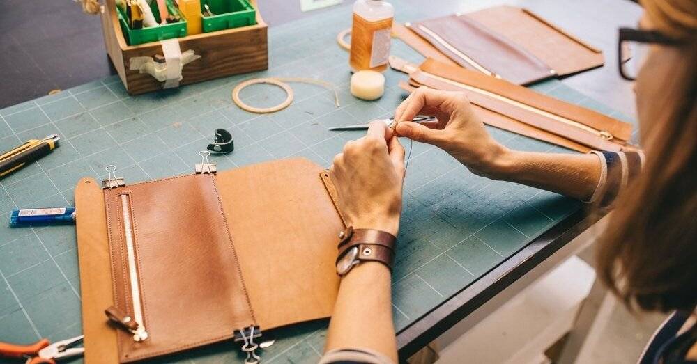 Planning ahead is vital to success when considering how to start a craft business. Without proper preparation new craft businesses can lose sight of the necessary steps to success. The age old cliché really does apply here: failure to plan is planning to fail.