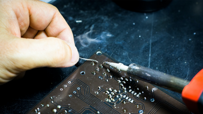 19 electronics manufacturing process challenges and solutions